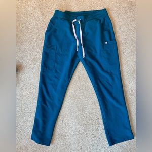 Figs Caribbean Blue skinny scrub pants Large